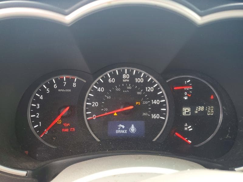 2017 NISSAN QUEST SV 9