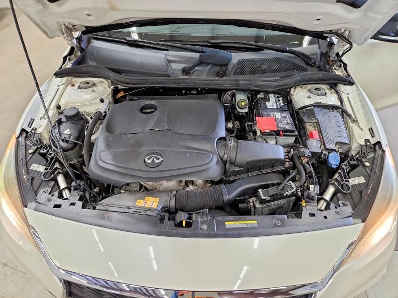 2017 INFINITI QX30 PREMIUM 11