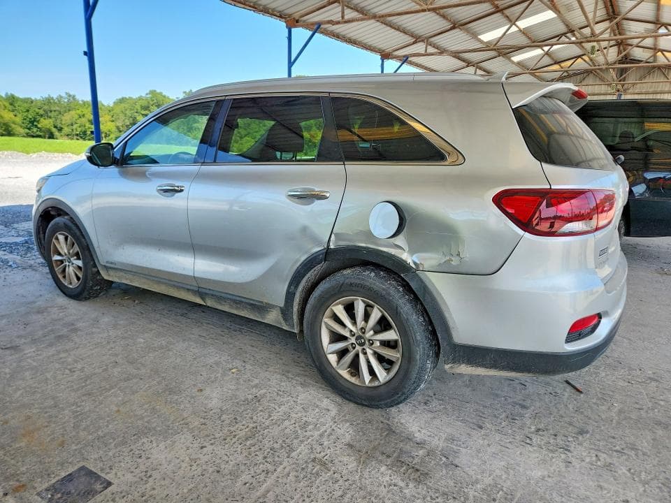 2019 KIA SORENTO LX 2