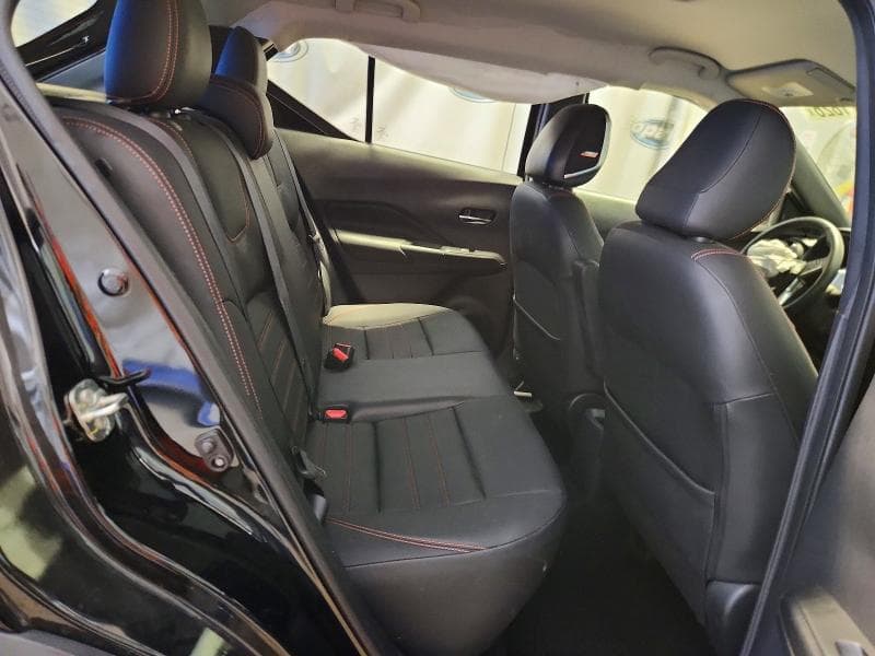 2019 NISSAN KICKS SR 11