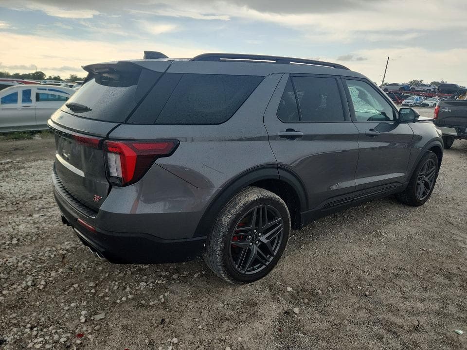 2025 FORD EXPLORER ST 3