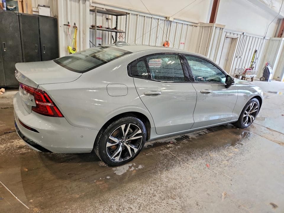 2025 VOLVO S60 PLUS 3