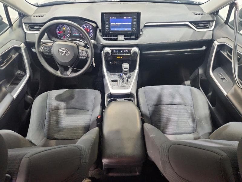2020 TOYOTA RAV4 LE 8