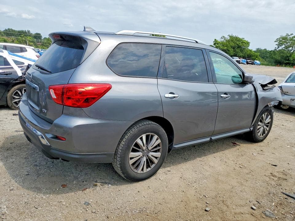 2019 NISSAN PATHFINDER SV 3