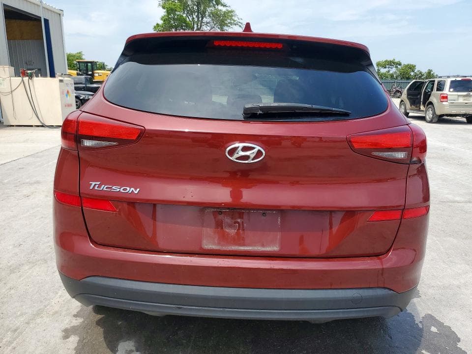 2020 HYUNDAI TUCSON SE 6