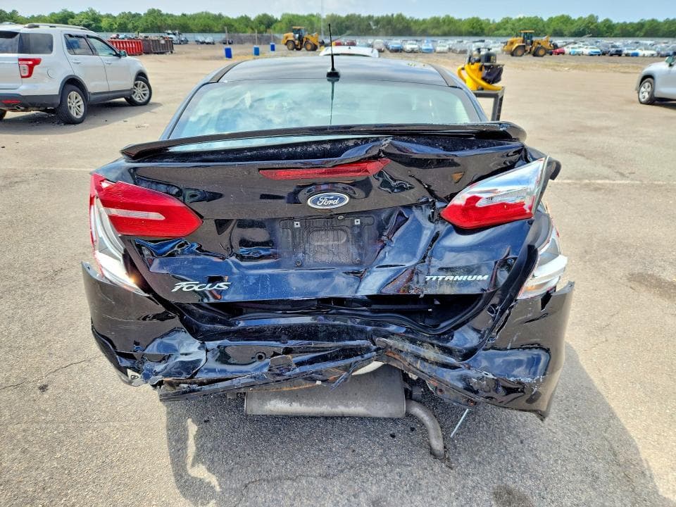 2017 FORD FOCUS TITANIUM 6