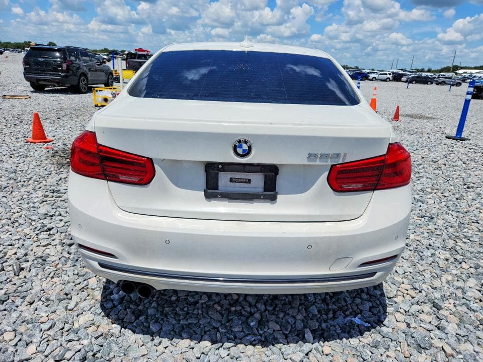2017 BMW 330 I 6