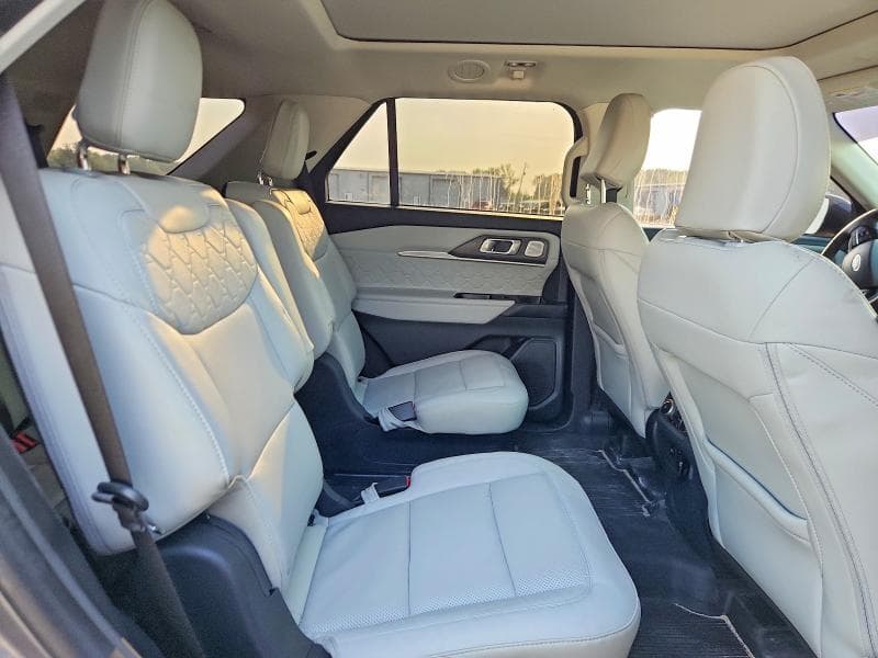 2025 FORD EXPLORER PLATINUM 11