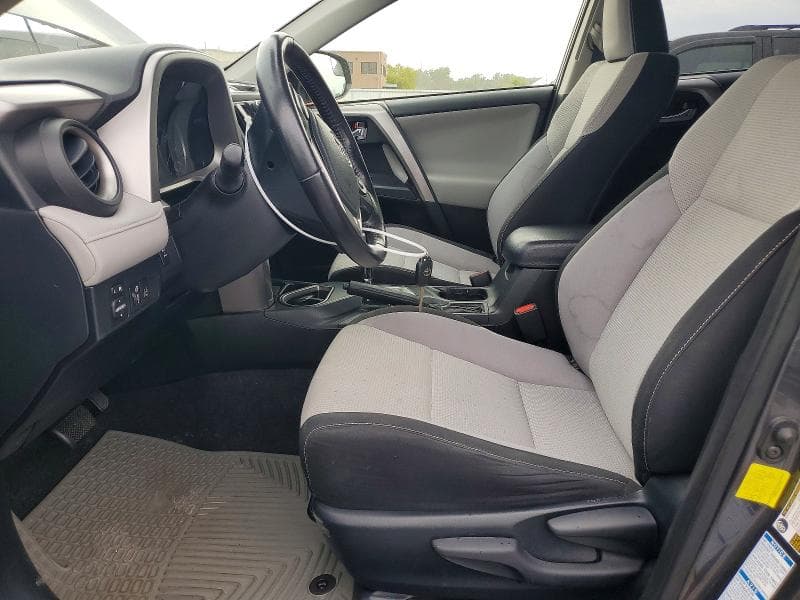 2017 TOYOTA RAV4 XLE 7
