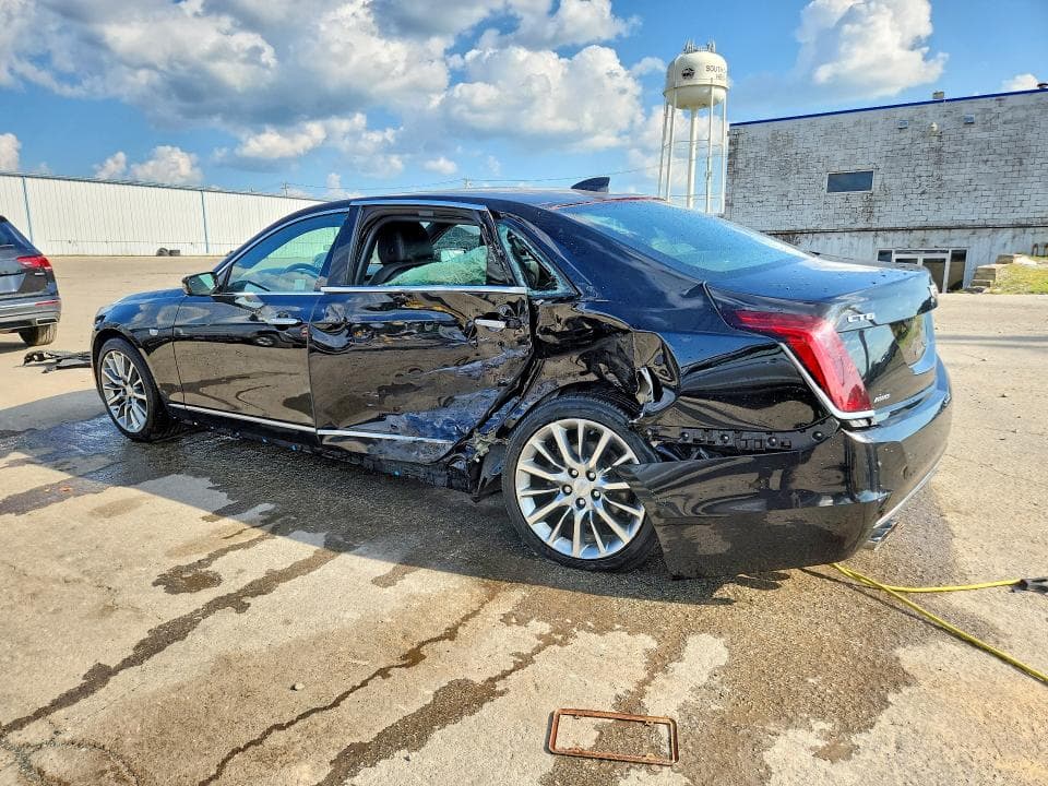 2018 CADILLAC CT6 LUXURY 2