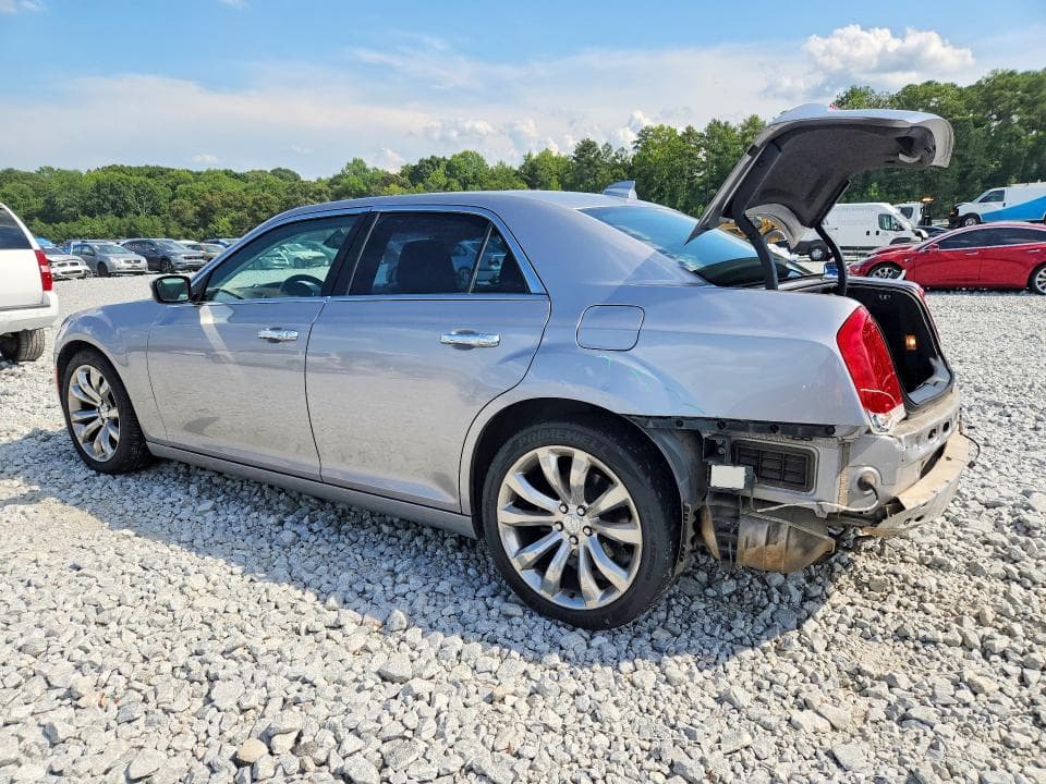2017 CHRYSLER 300C 2