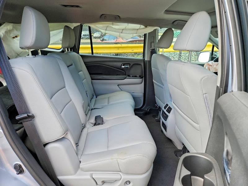 2017 HONDA PILOT EXL 11