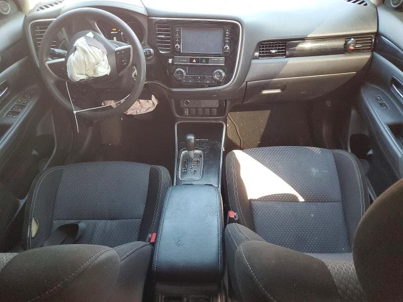 2019 MITSUBISHI OUTLANDER ES 8