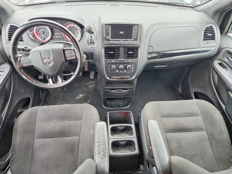 2020 DODGE GRAND CARAVAN SE 8