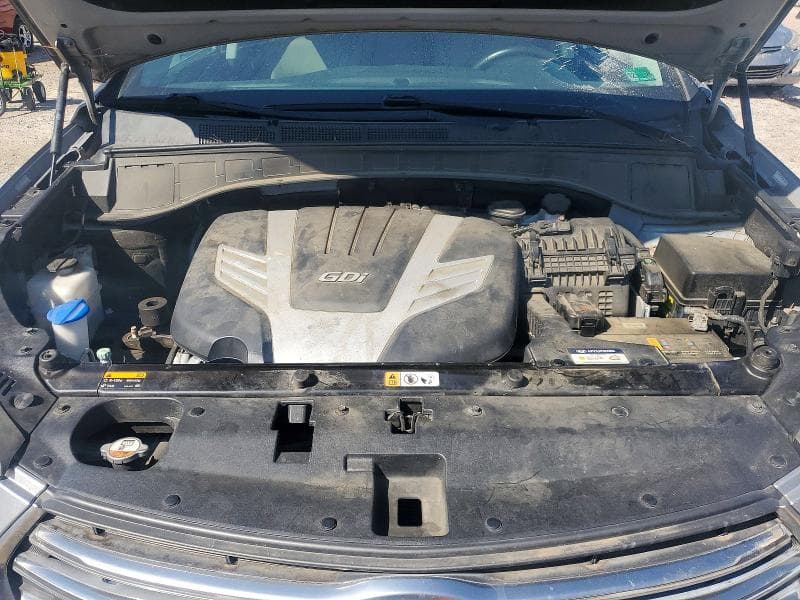 2018 HYUNDAI SANTA FE SE 12
