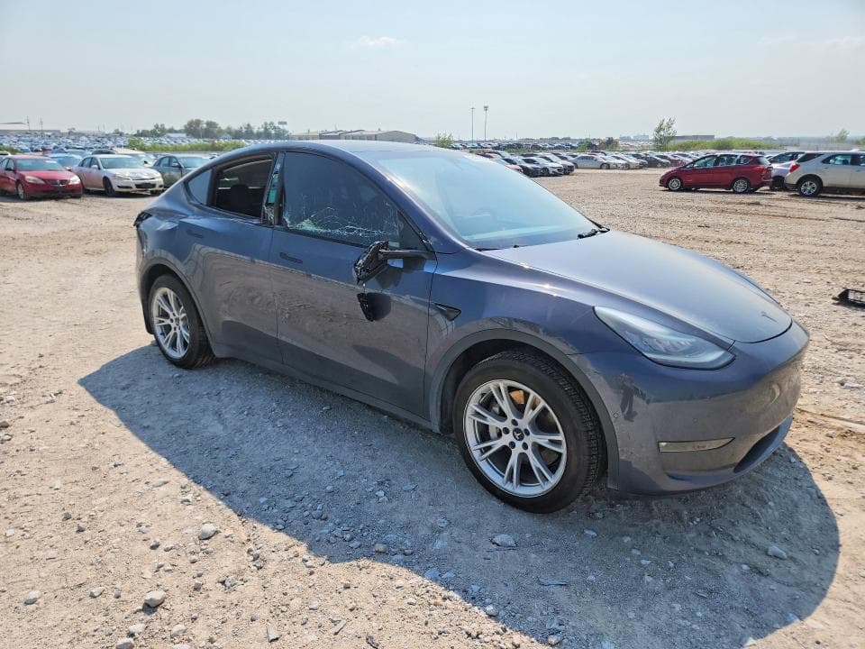 2021 TESLA MODEL Y 4
