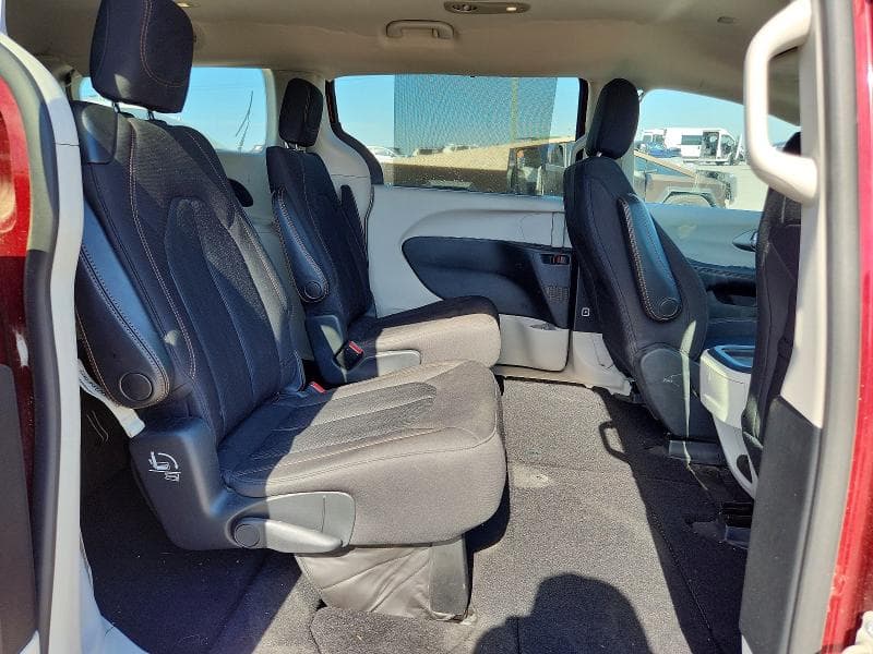 2020 CHRYSLER PACIFICA TOURING 11