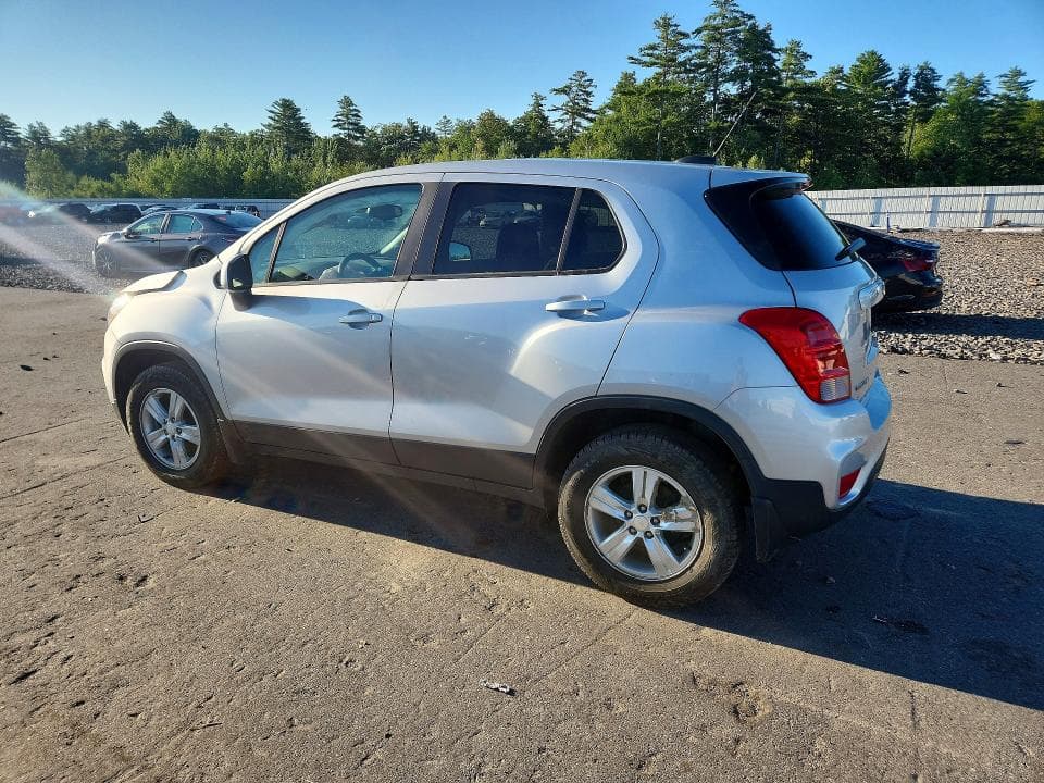2020 CHEVROLET TRAX LS 2