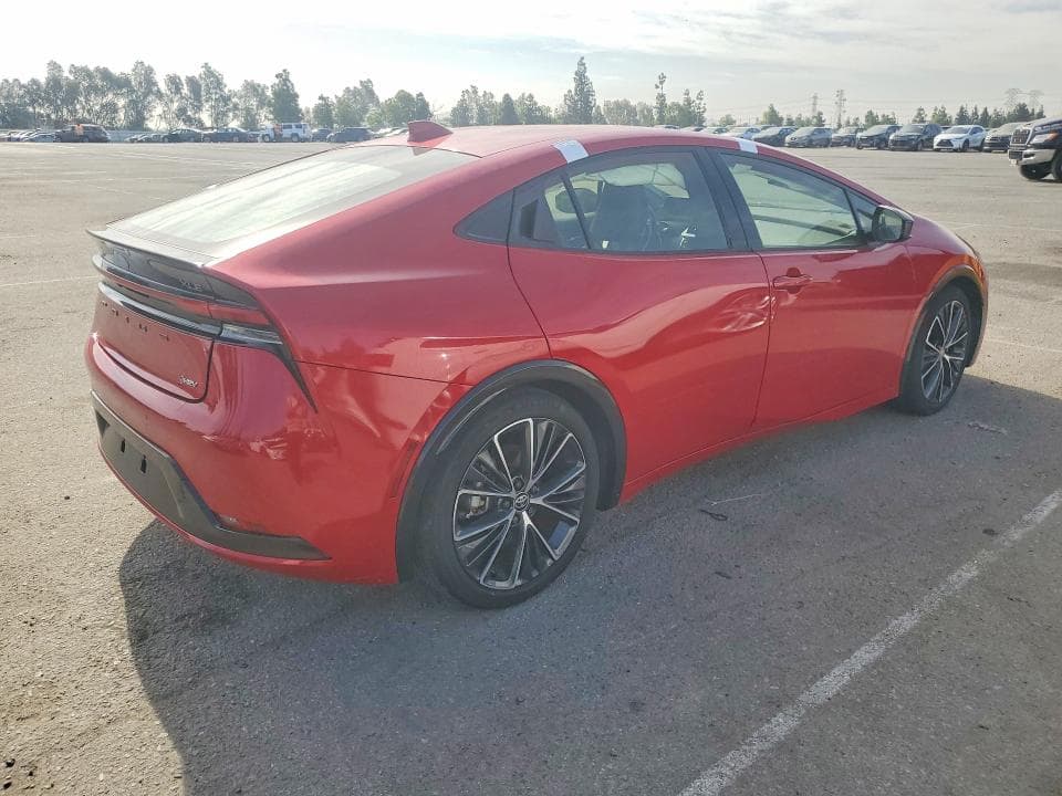 2023 TOYOTA PRIUS XLE 3