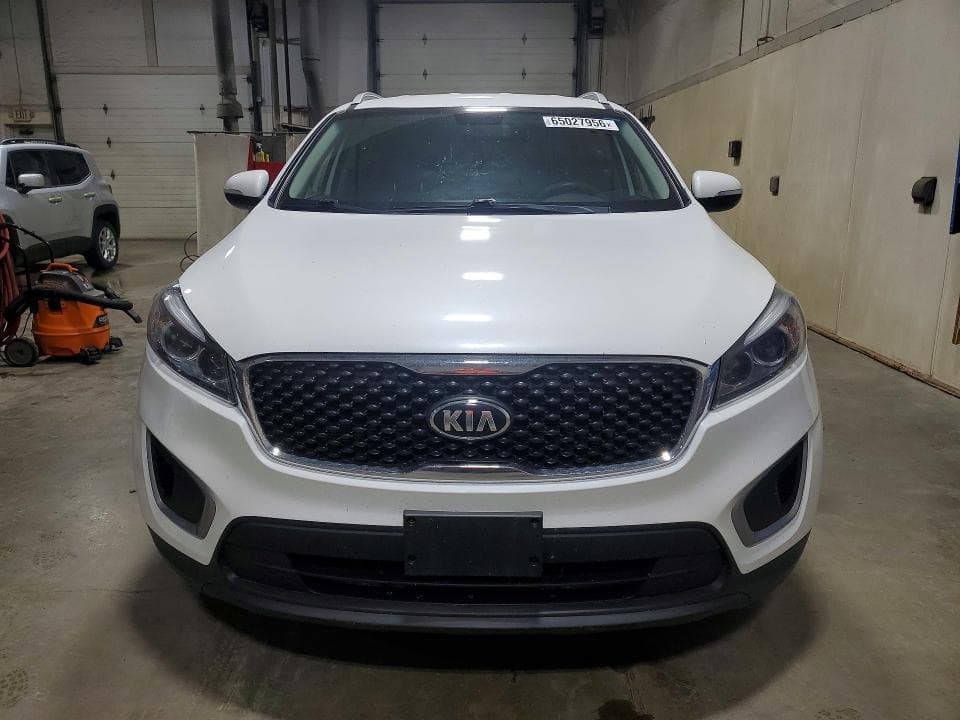 2017 KIA SORENTO LX 5