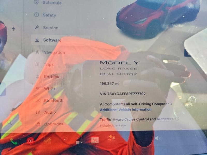 2023 TESLA MODEL Y 9