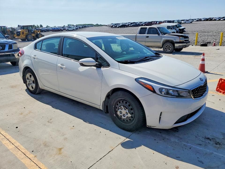 2018 KIA FORTE LX 4