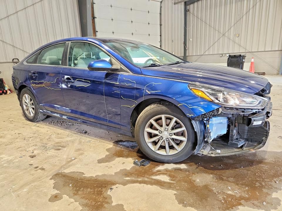 2018 HYUNDAI SONATA SE 4