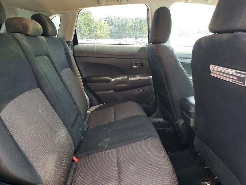 2018 MITSUBISHI OUTLANDER SPORT ES 11