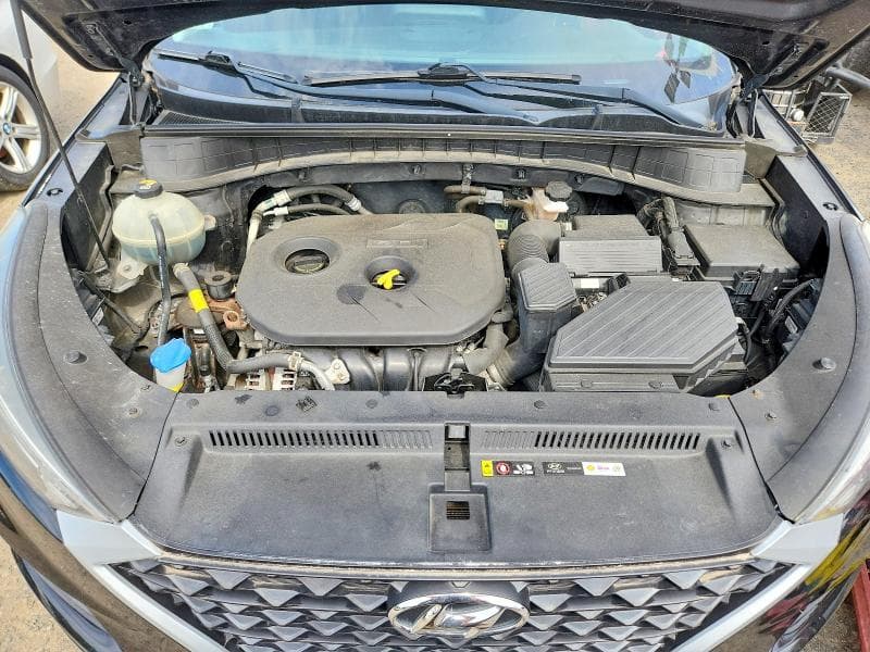2020 HYUNDAI TUCSON SE 12