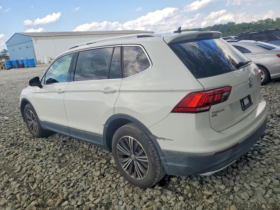 2018 VOLKSWAGEN TIGUAN SE 2