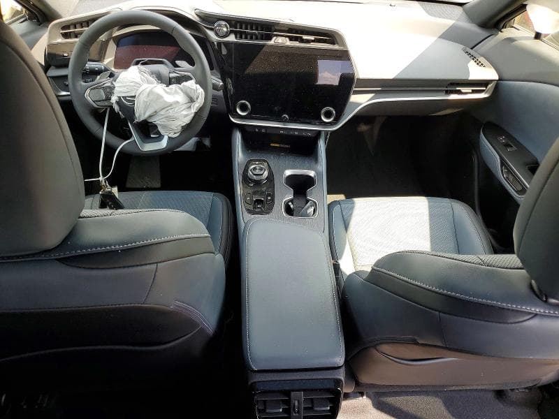 2026 LEXUS RZ 450E PREMIUM 8