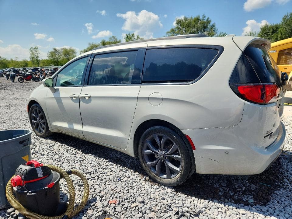 2019 CHRYSLER PACIFICA TOURING L PLUS 2