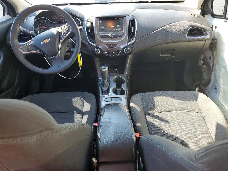 2017 CHEVROLET CRUZE LT 8