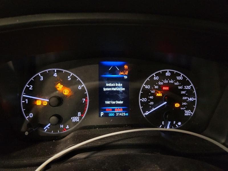 2025 TOYOTA COROLLA LE 9