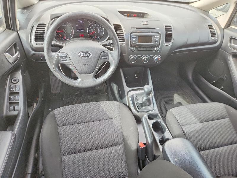 2017 KIA FORTE LX 8
