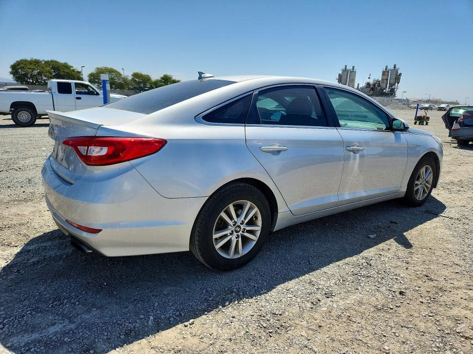 2017 HYUNDAI SONATA SE 3