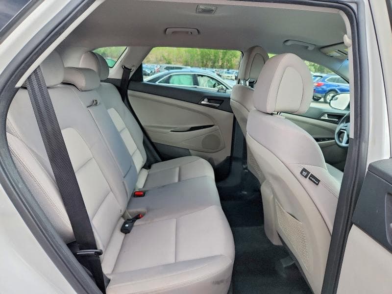 2018 HYUNDAI TUCSON SEL 11