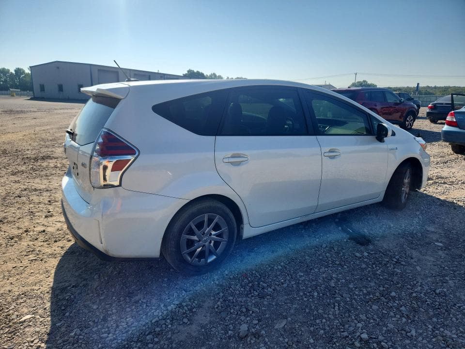 2017 TOYOTA PRIUS V FOUR 3