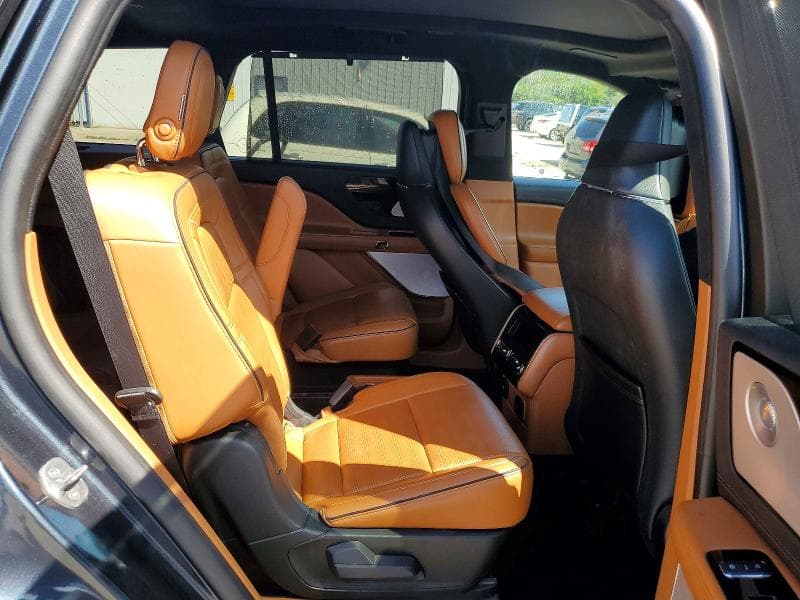 2020 LINCOLN AVIATOR BLACK LABEL 11