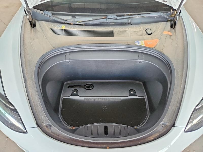 2018 TESLA MODEL 3 11