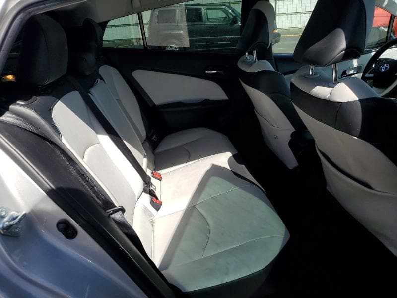 2017 TOYOTA PRIUS FOUR 10