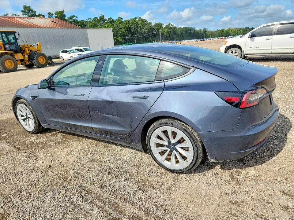 2022 TESLA MODEL 3 2