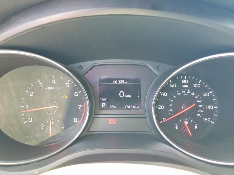 2020 KIA SEDONA EX 9