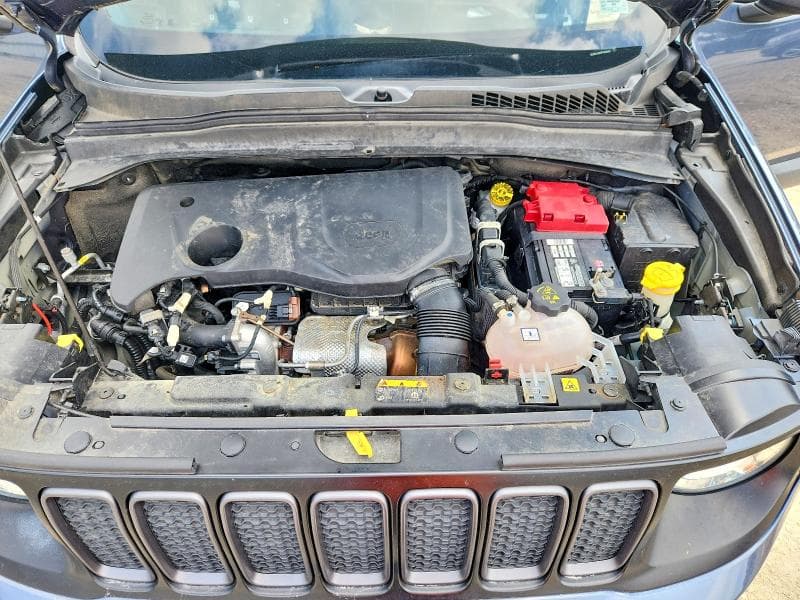 2019 JEEP RENEGADE TRAILHAWK 12