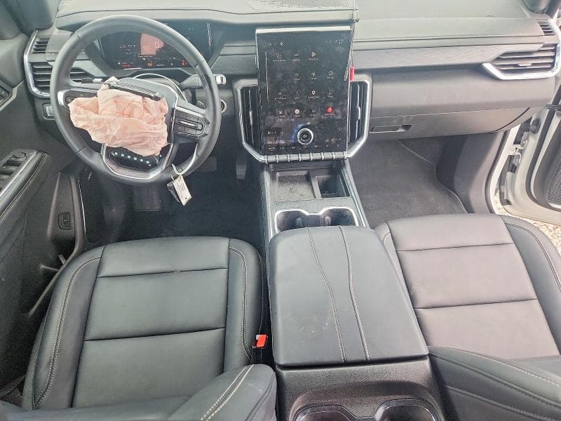 2025 GMC ACADIA ELEVATION 8