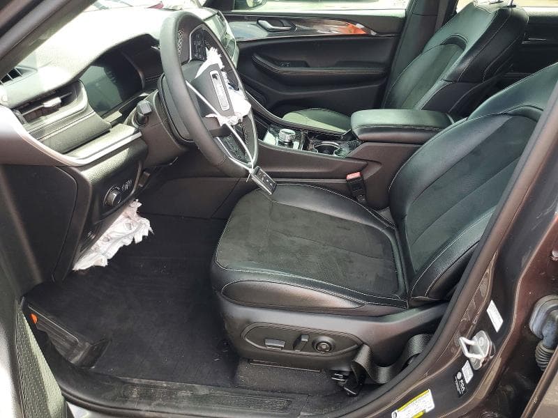 2023 JEEP GRAND CHEROKEE L LAREDO 7