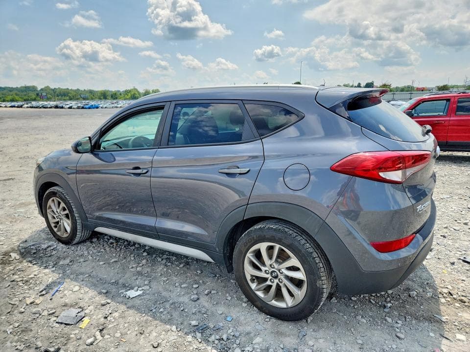 2017 HYUNDAI TUCSON SE 2