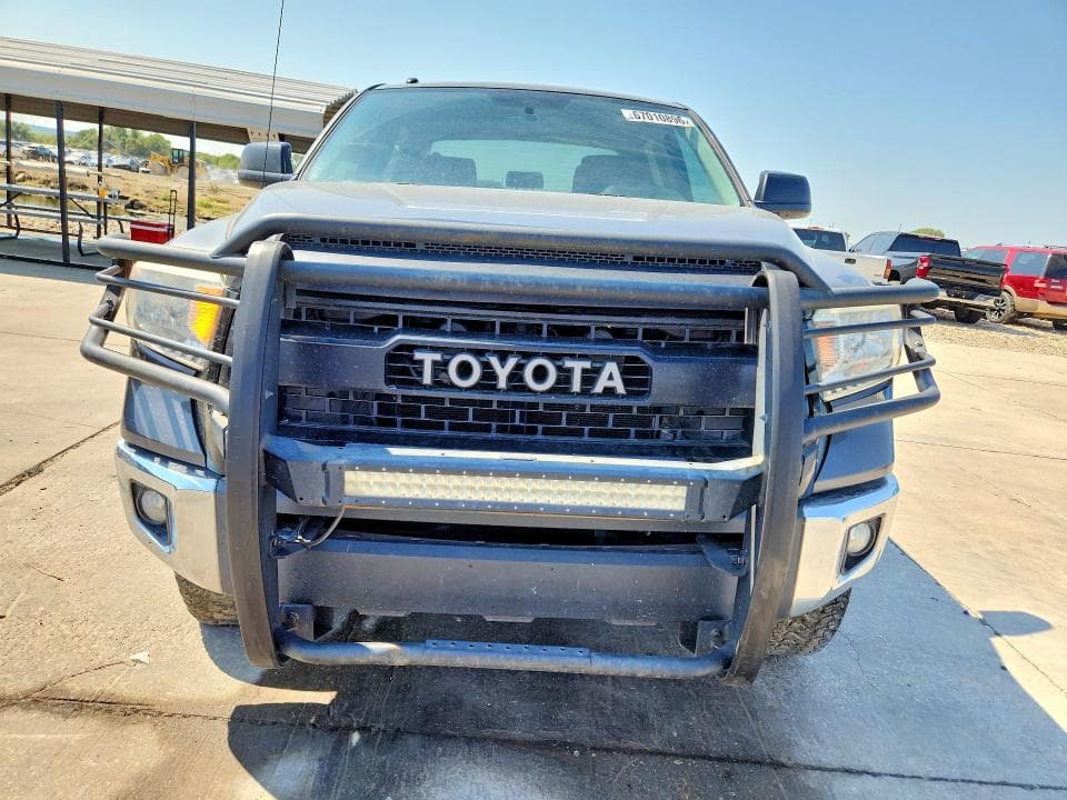 2017 TOYOTA TUNDRA CREWMAX SR5 5