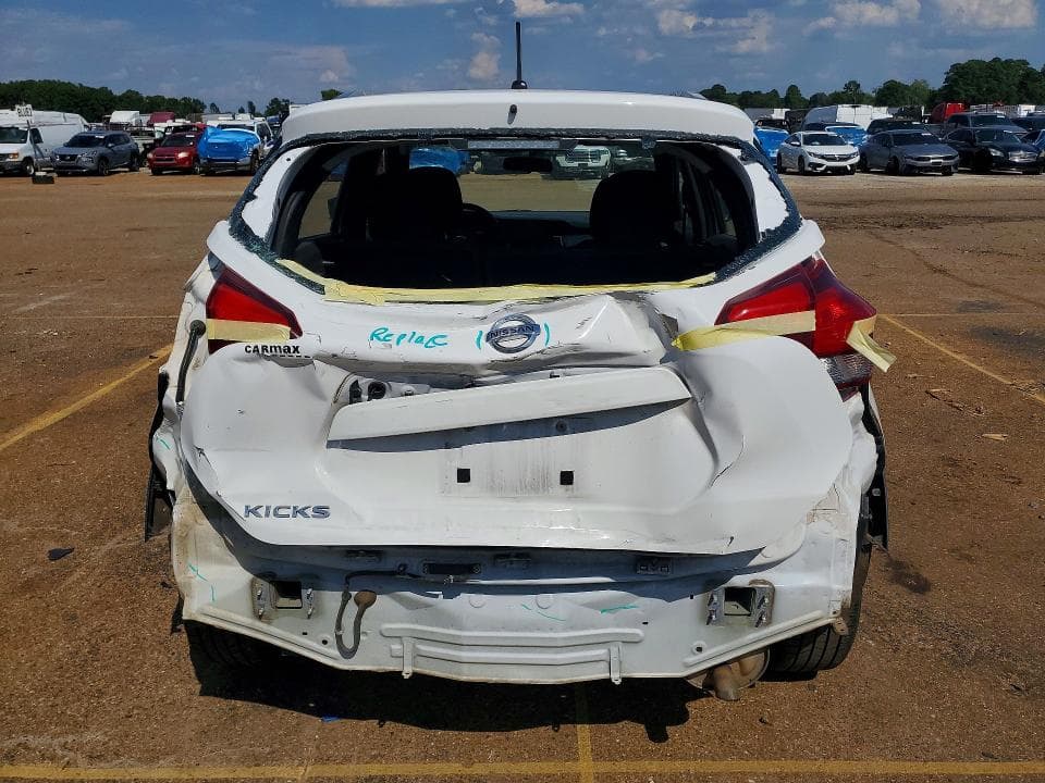 2019 NISSAN KICKS S 6