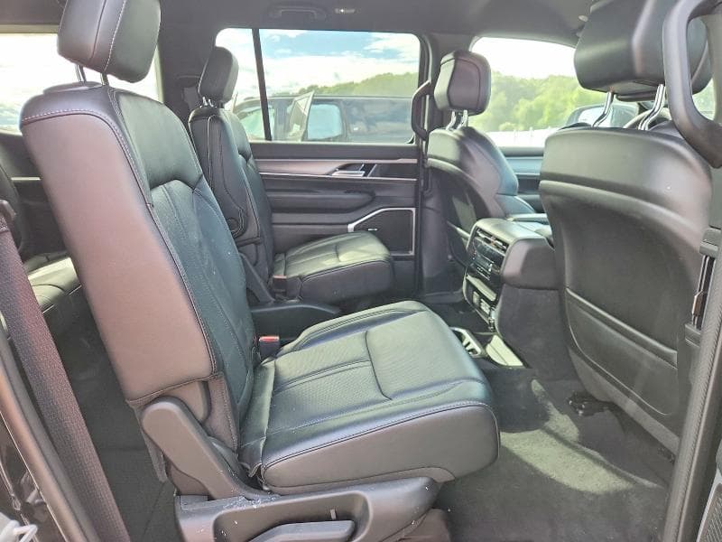 2025 JEEP WAGONEER SERIES II 11